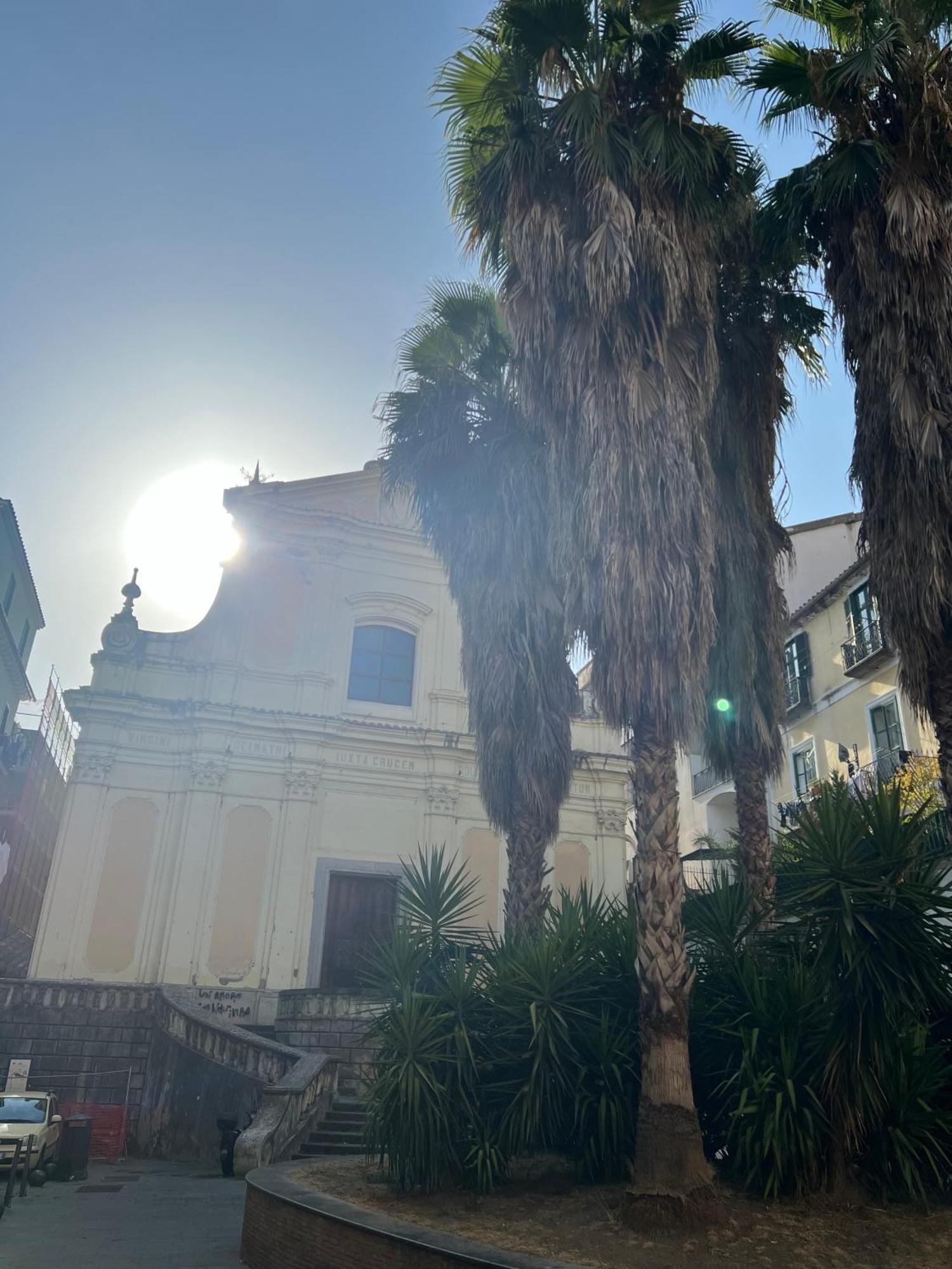 L'Homme Tranquille Apartment Salerno Bagian luar foto