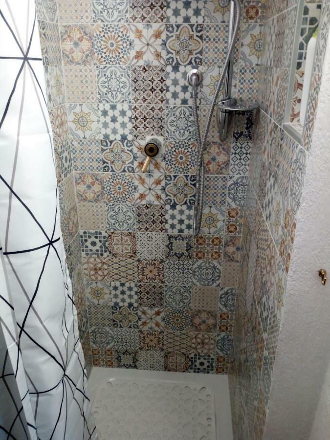 L'Homme Tranquille Apartment Salerno Bagian luar foto